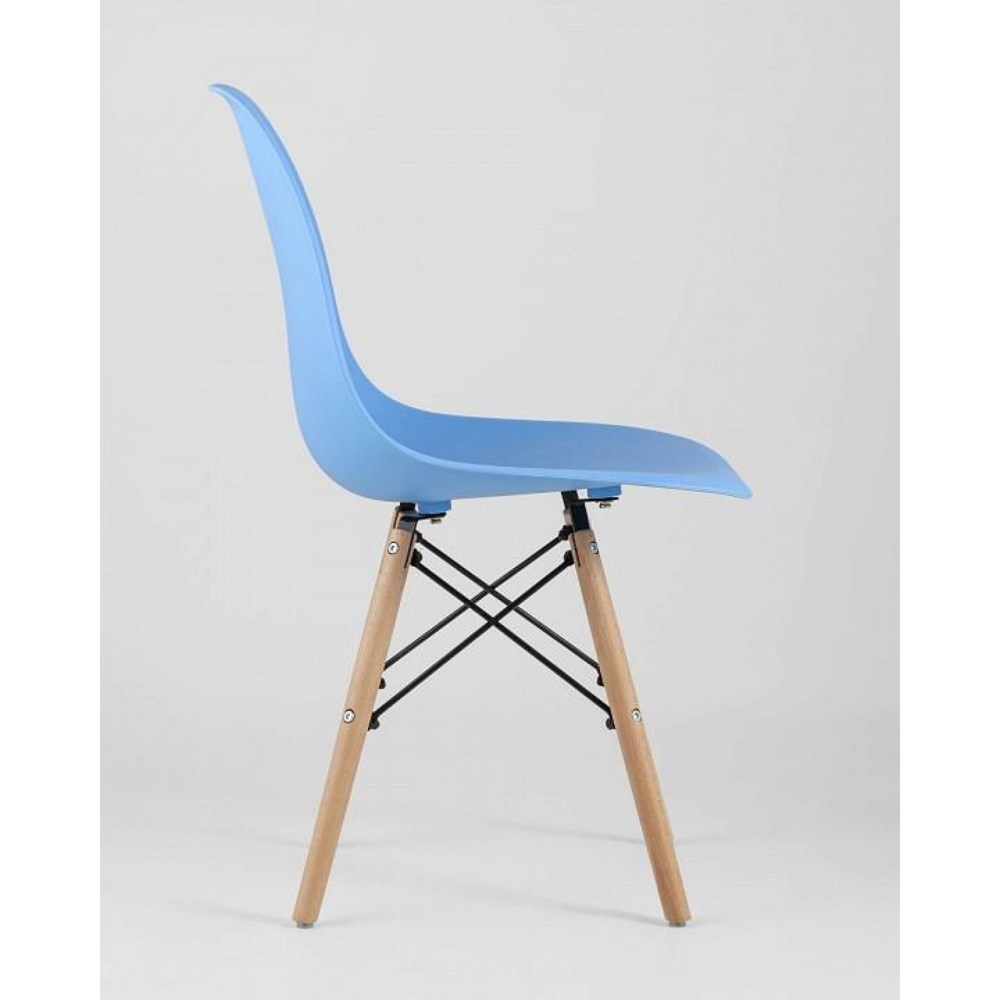 Набор из 4 стульев Eames    SGR_Y801-light-blue-X4